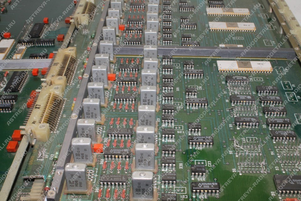 Прием плат с радиодеталями